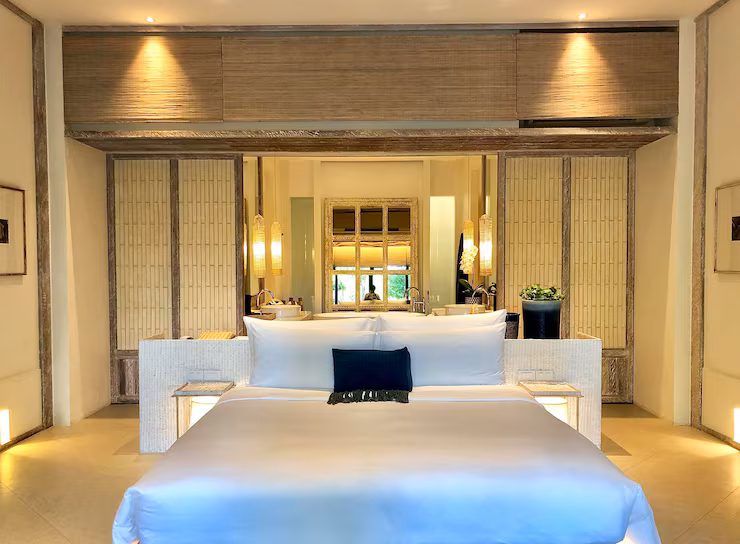 Luxury bedroom rental listings Dubai